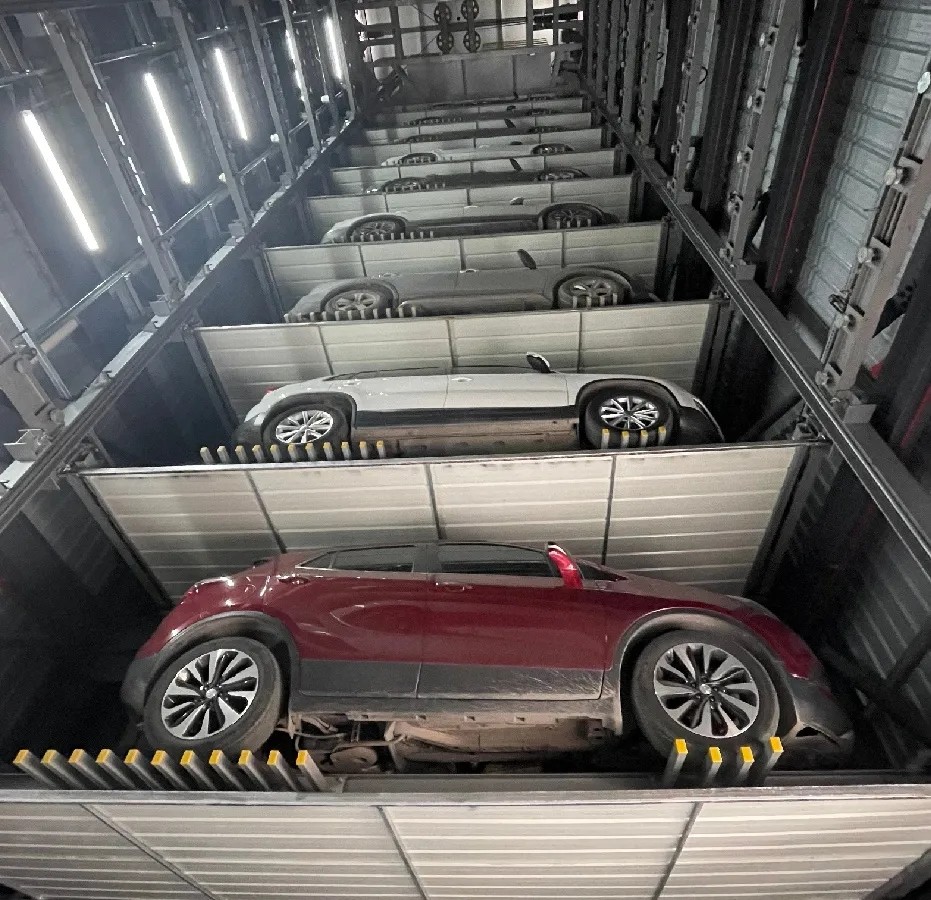 停車庫3.webp.jpg